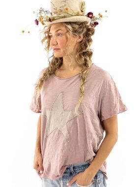 Magnolia Pearl Star Appliqué Tee